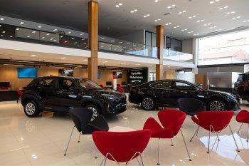 Yenilənmiş Toyota Bakı Mərkəzində sizi qarşılamağa hazırıq!